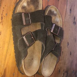 Birkenstock’s- Suede Leather (Mocha)